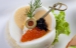 Canapé mit Ei und Kaviar